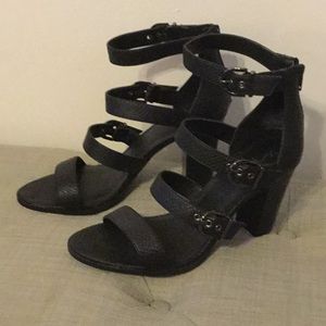 Simply Vera Wang Heels